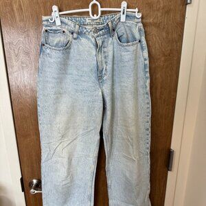 A&F Curve Love Loose High Rise Jeans